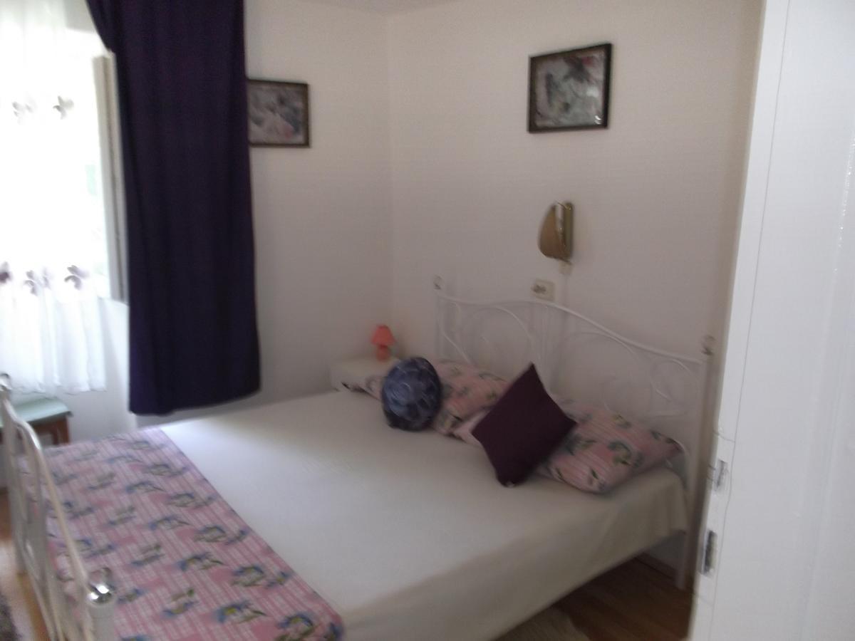 Neda Apartment Murter Eksteriør bilde